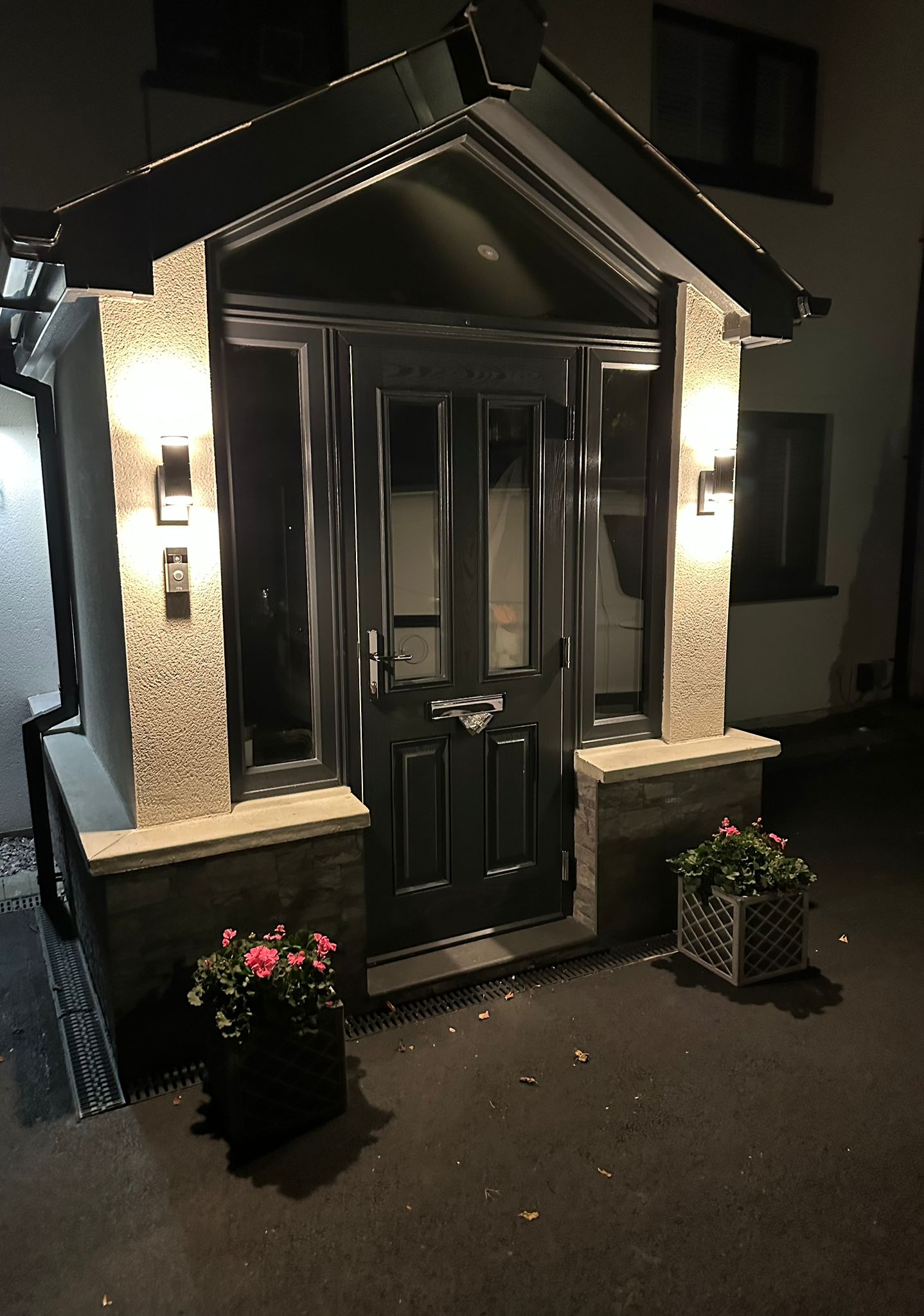 Exterior porch lighting